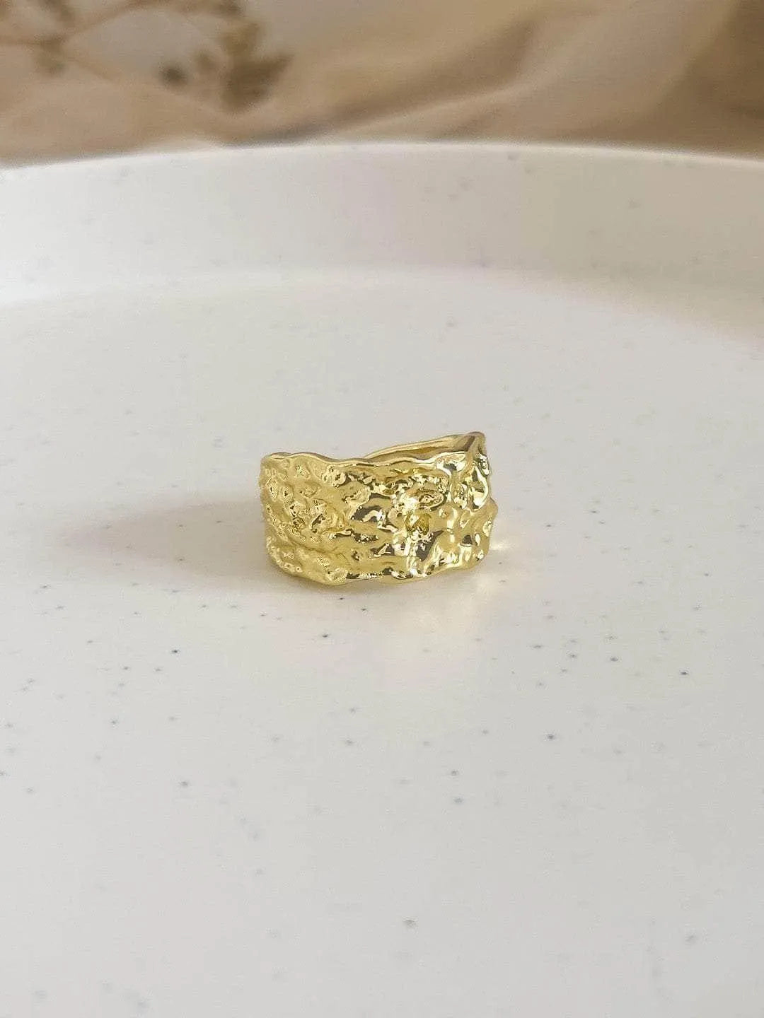 Ishhaara Simple Nugget Ring