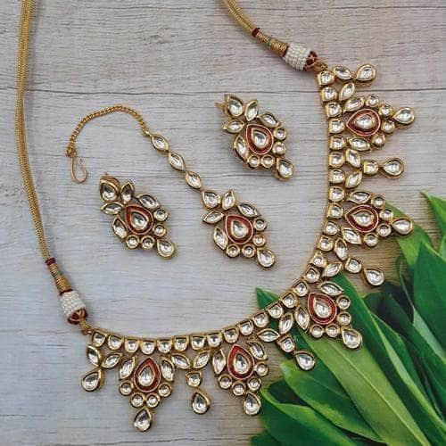 Ishhaara Simple Red Meena Kundan Necklace Set