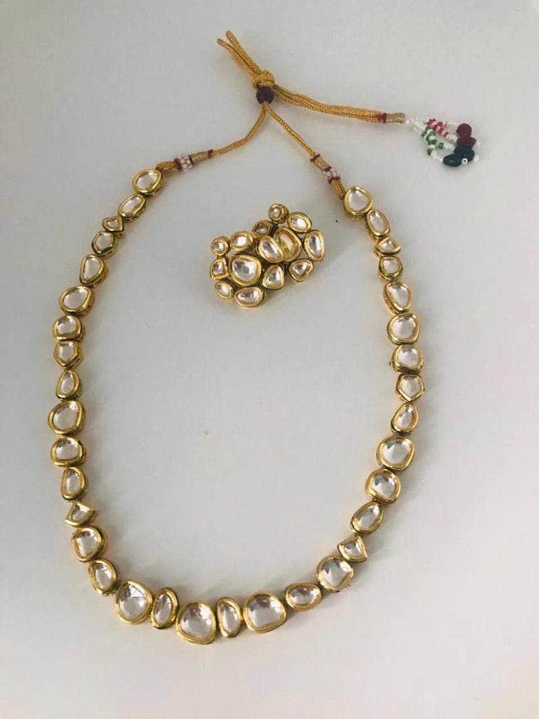 Ishhaara Single Line Abstract Kundan Necklace