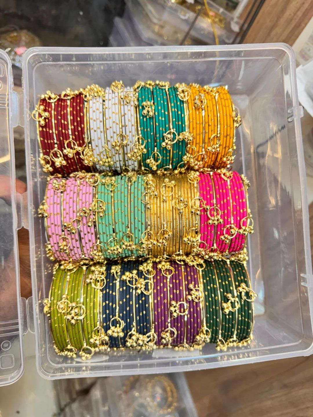 Ishhaara Small Combo Box Of 12 Dozen Metal Bangles