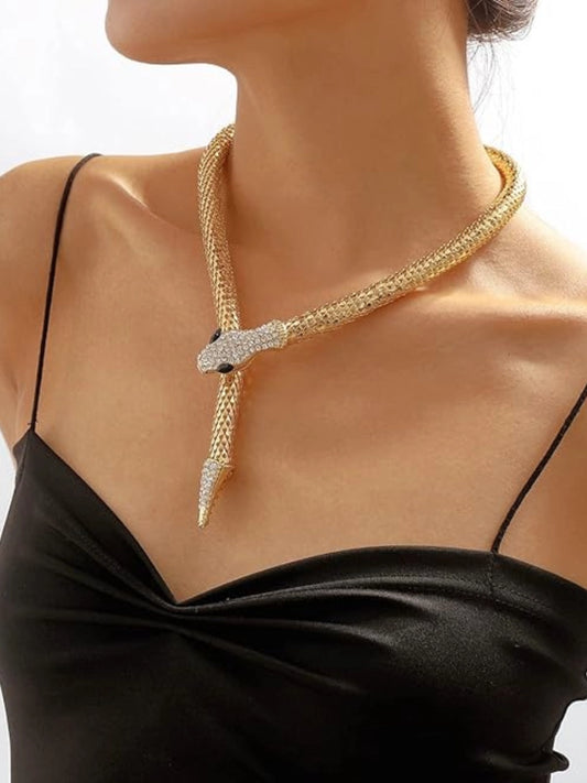 Ishhaara Snake Magnetic Necklace