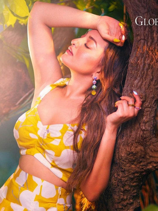 Ishhaara Sonakshi Sinha In Geometric 4 Tiered Earrings Pink