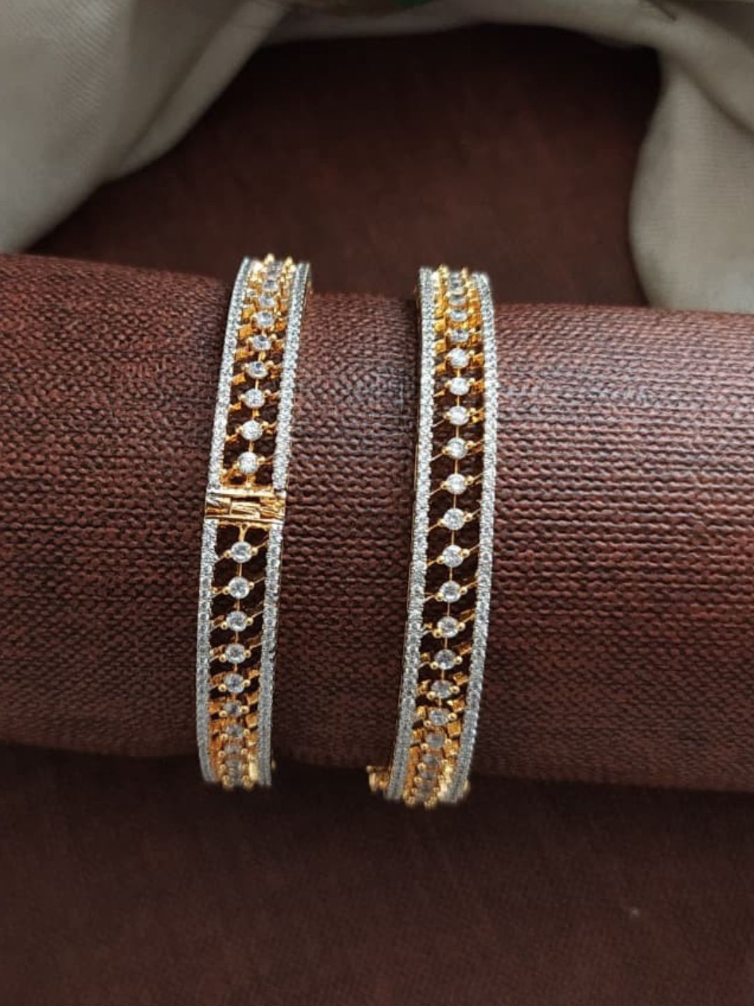 Ishhaara Sparkle Ad Stone Pacheli Bangles