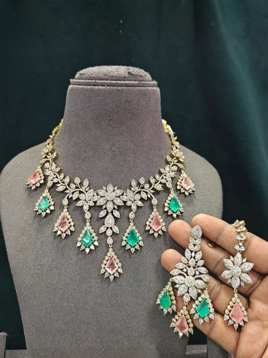 Ishhaara Sparkling Elegance Radiant Necklace