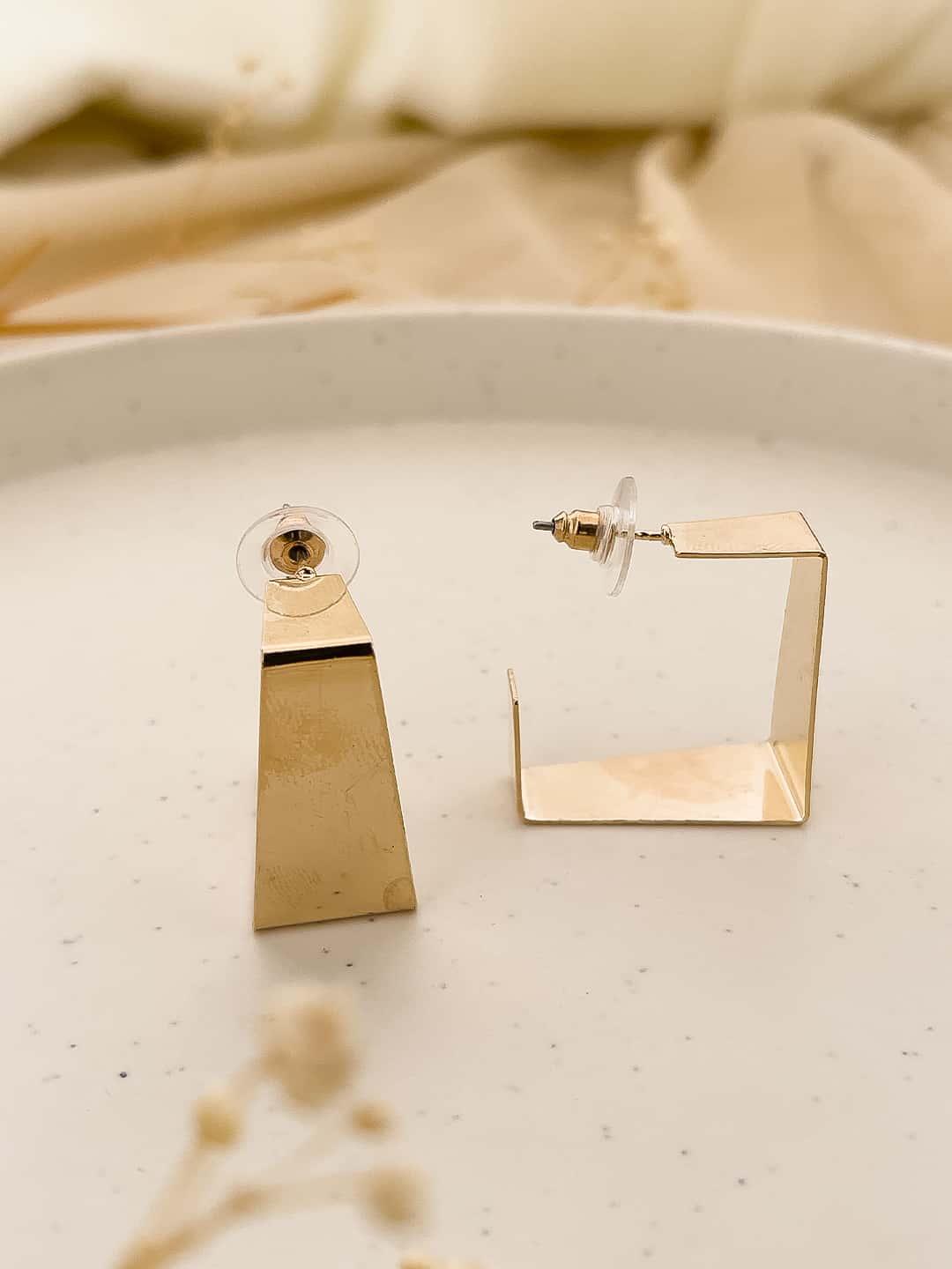 Ishhaara Square Design Earrings