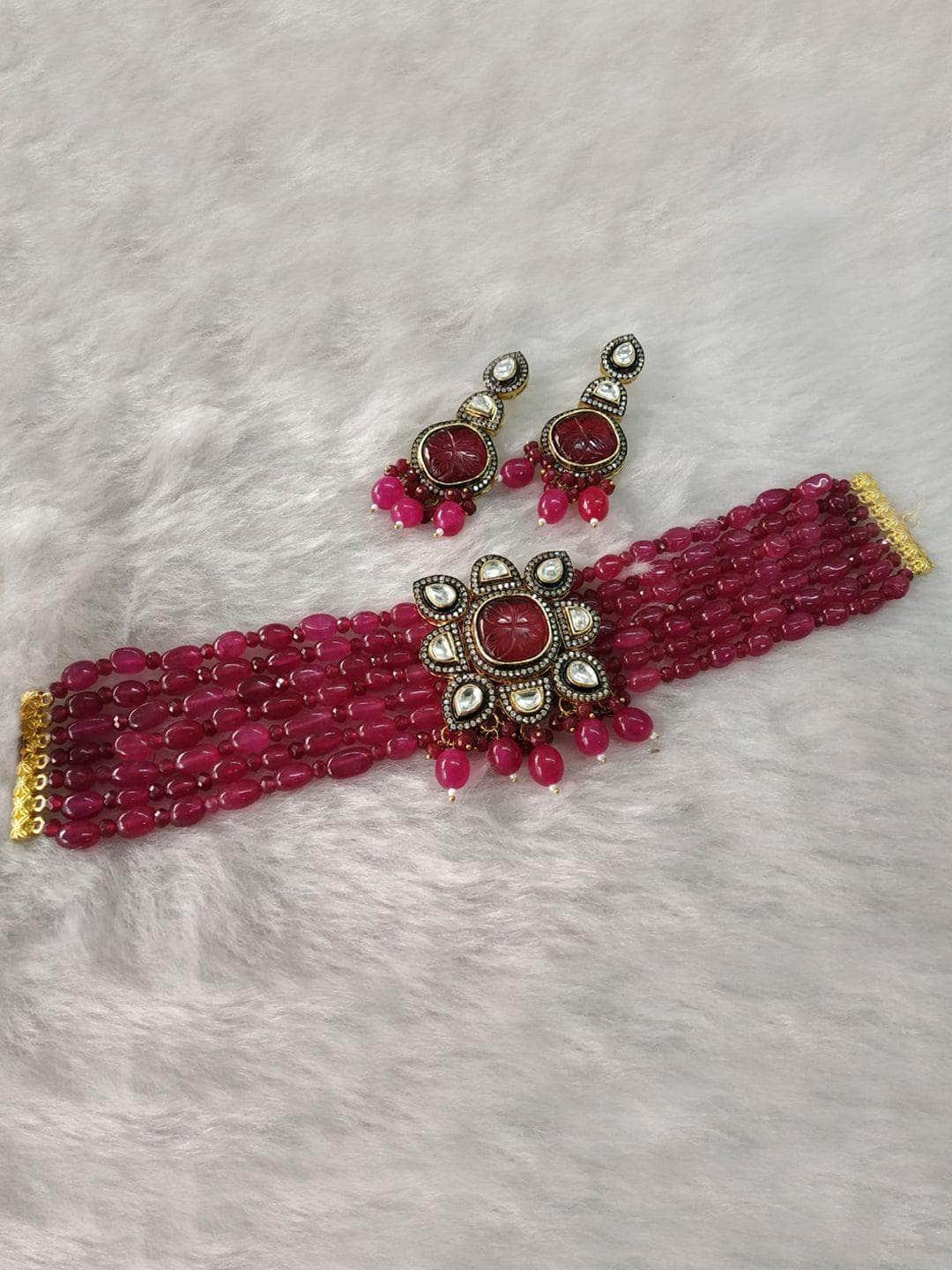Ishhaara Square Pendant Beads Necklace