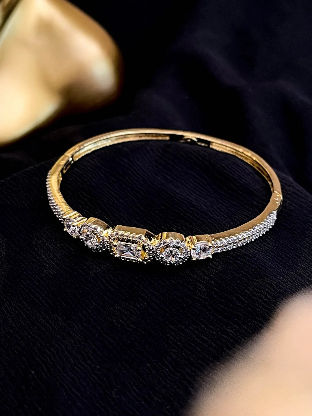 Ishhaara Square Shaped American Diamond Studded Bracelet