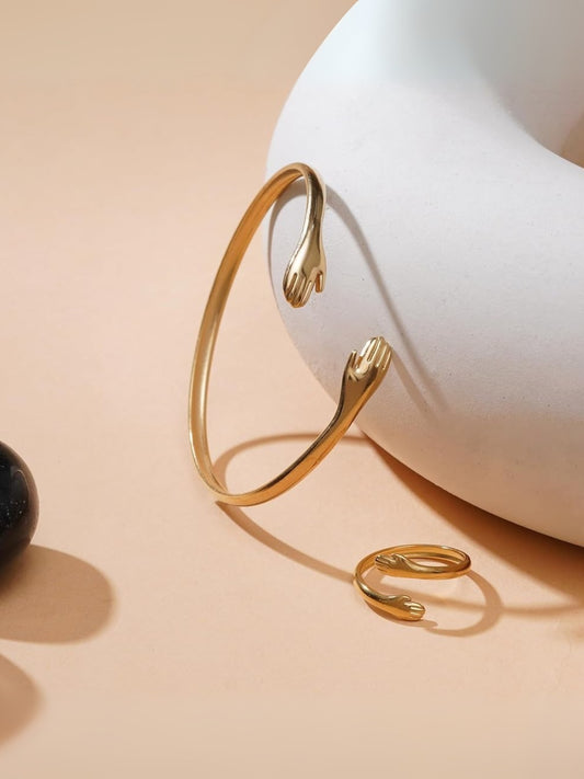 Ishhaara Stainless Steel Chunky Hand Bracelet With Ring