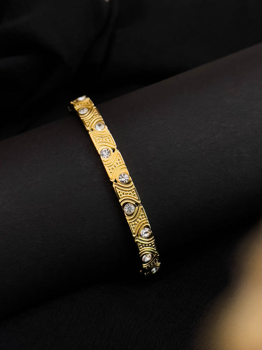 Ishhaara Stainless Steel Cubic Zirconia Handcuff