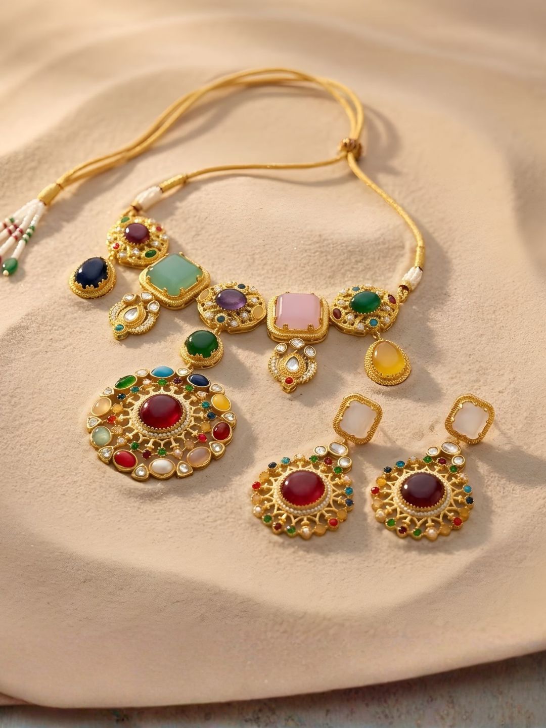 Ishhaara Statement Round Pendant Choker Necklace