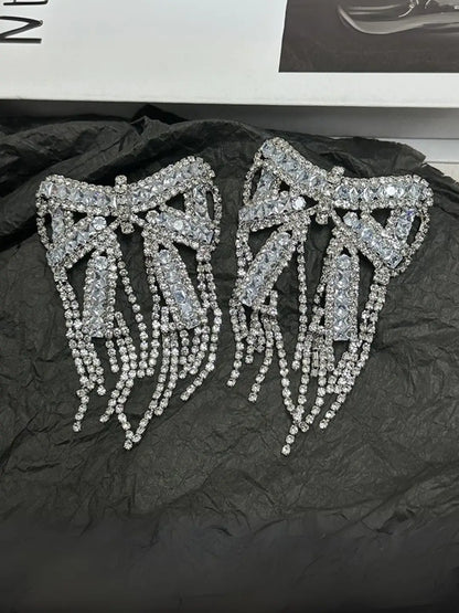Ishhaara Statement Zircon Bow Earring
