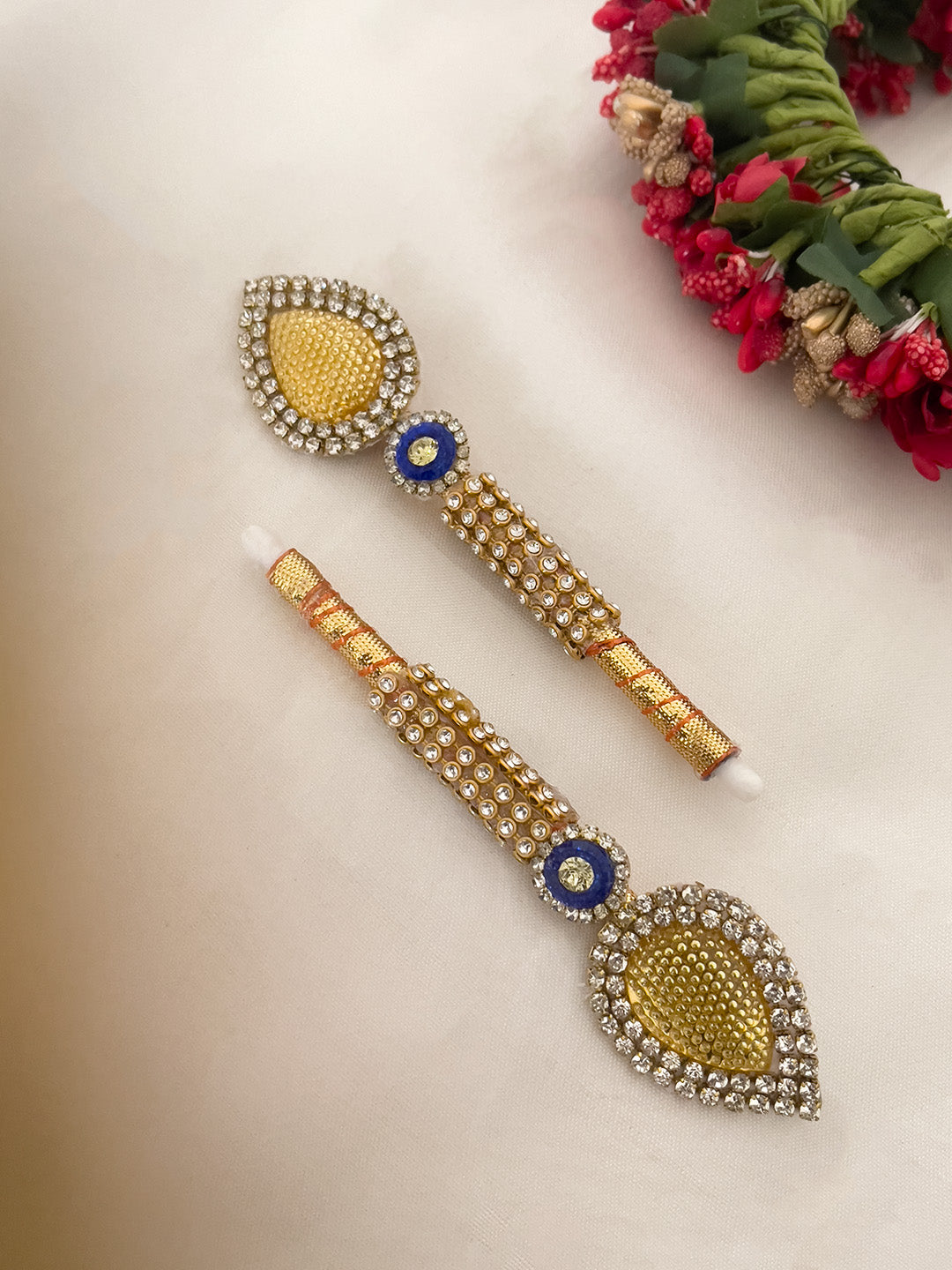 Ishhaara Stone Studded Kumkum Stick Applicator