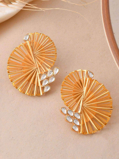 Ishhaara Stripped Offset Disc Gold Stud Earrings