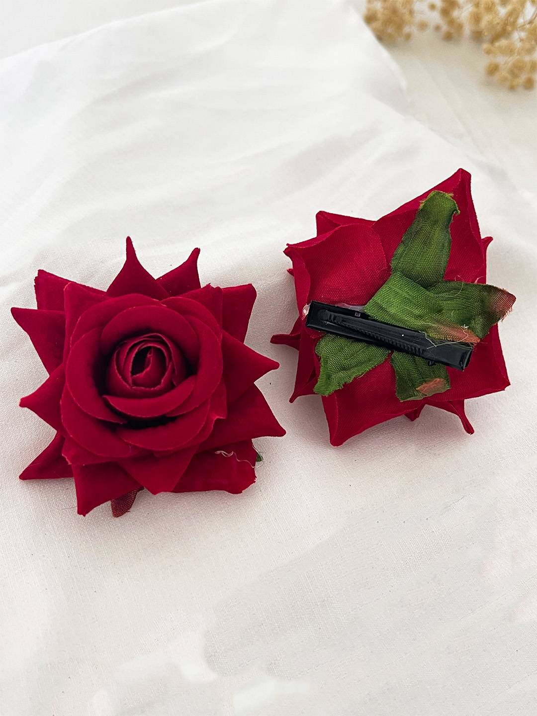 Ishhaara Stylish Rose Artificial Flowers Bun Juda Hair Clips