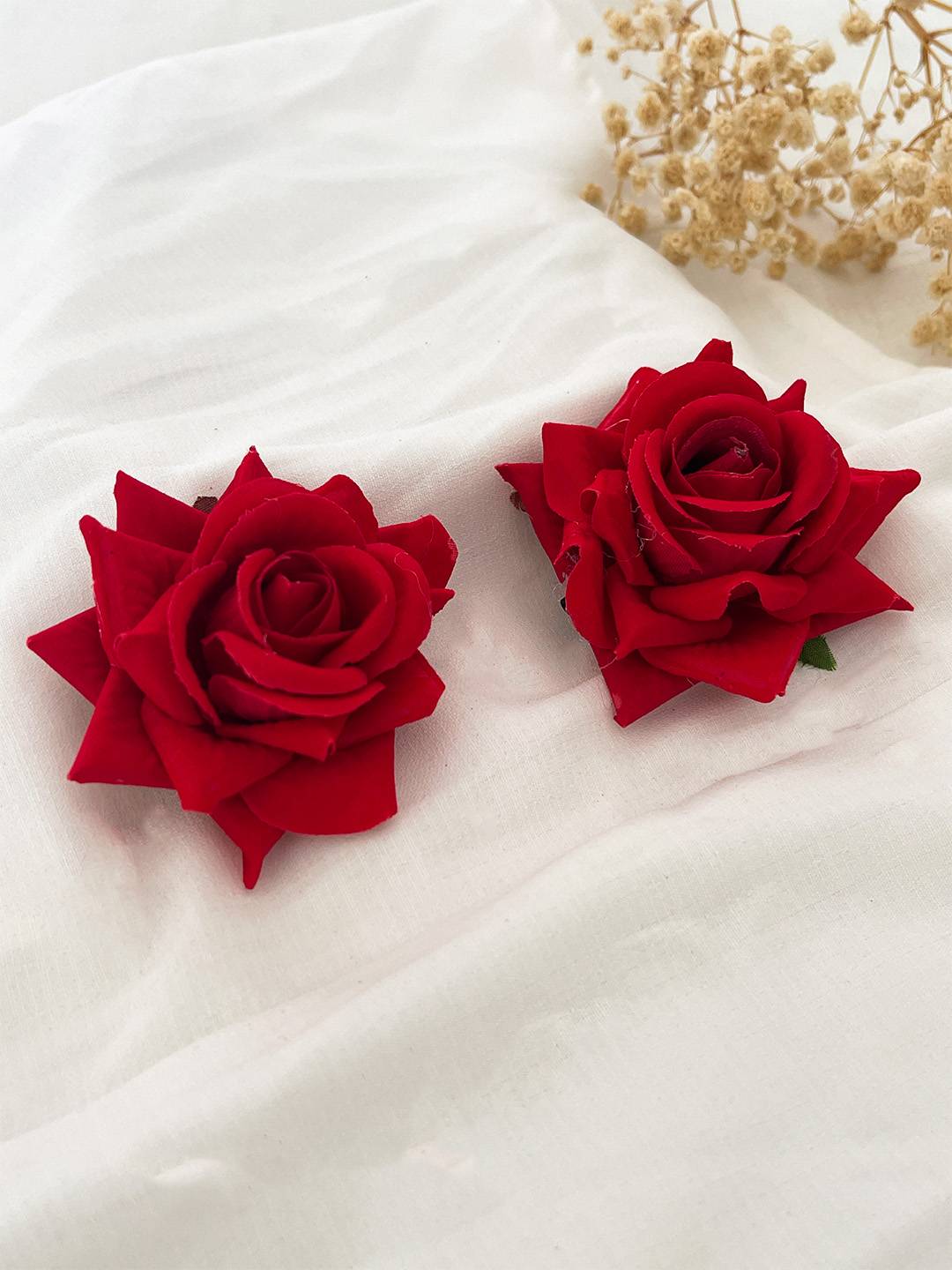 Ishhaara Stylish Rose Artificial Flowers Bun Juda Hair Clips