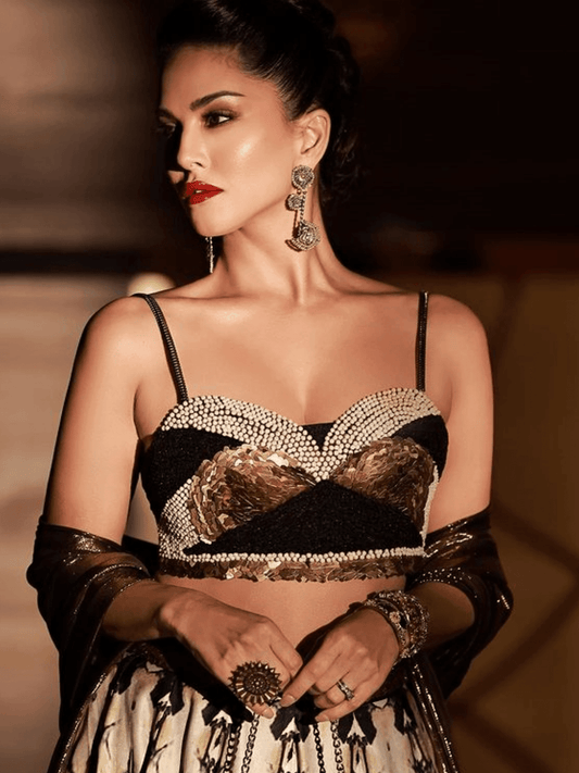 Ishhaara Sunny Leone In Oxidised Golden Chrysathrus Ring