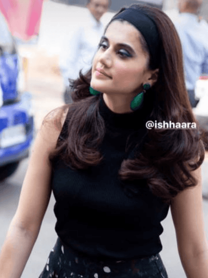 Ishhaara Taapsee Pannu In Aquamarine Earrings