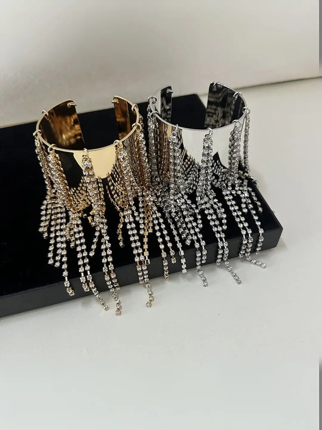 Ishhaara Tassel Bracelet