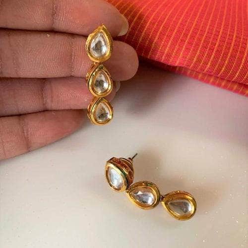 Ishhaara Tear Drop One Line Kundan Necklace