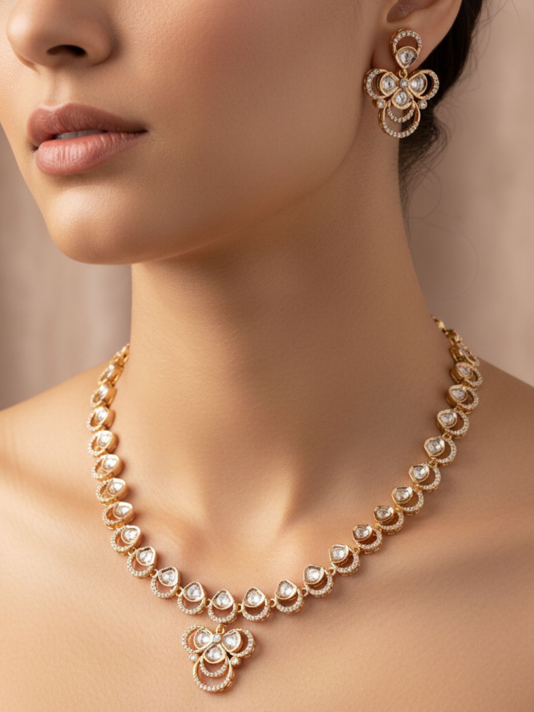 Ishhaara Teardrop Infinity Necklace Set