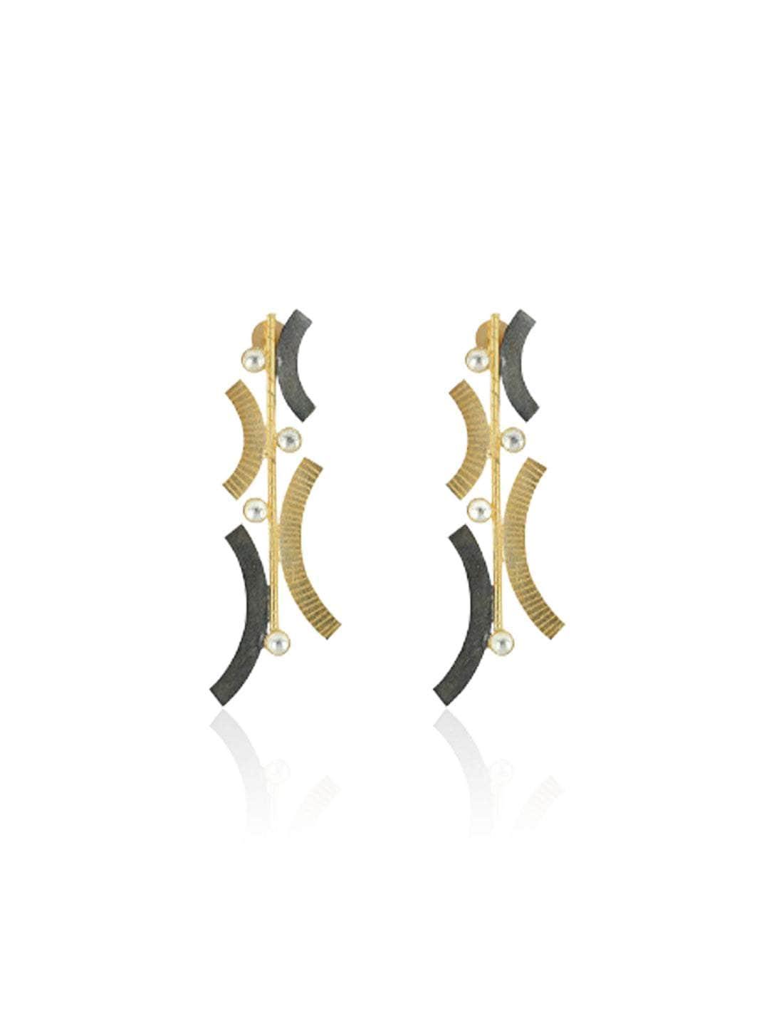 Ishhaara Textured Contemporary Line Earring
