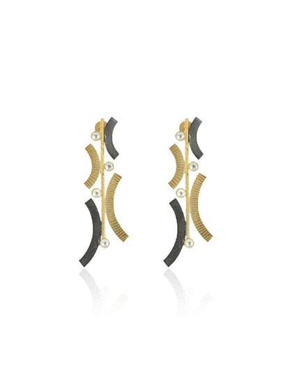 Ishhaara Textured Contemporary Line Earring