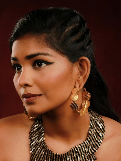 Ishhaara Textured Round Big Hoop Earring