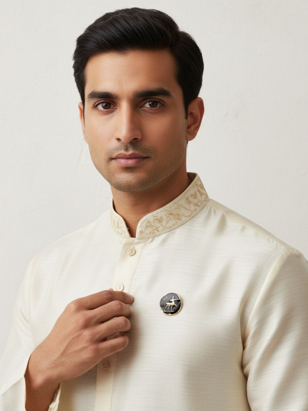 Ishhaara The Horse In Ancient Greek Art Brooch