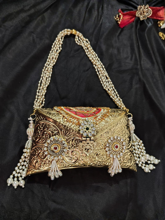 Ishhaara The Royal Cowrie Bag