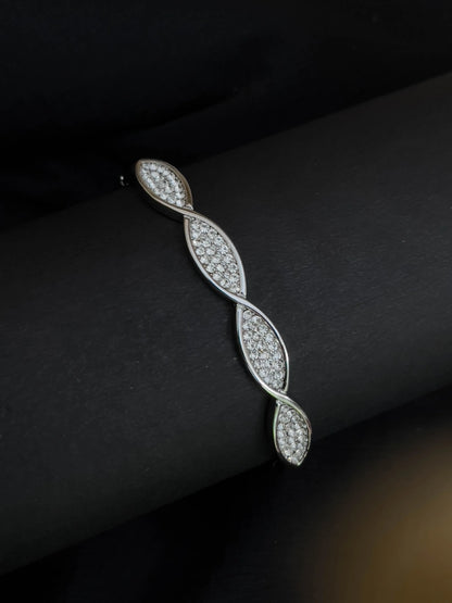 Ishhaara The Thea Bracelet