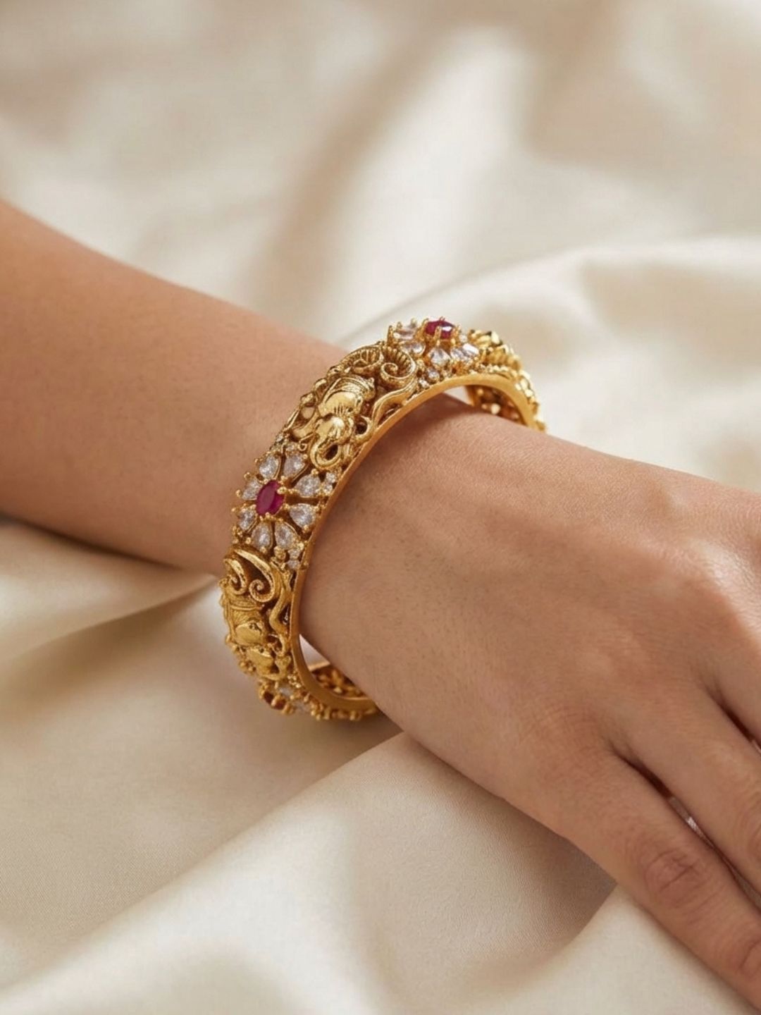 Ishhaara Traditional Ad Temple Kada Bangles