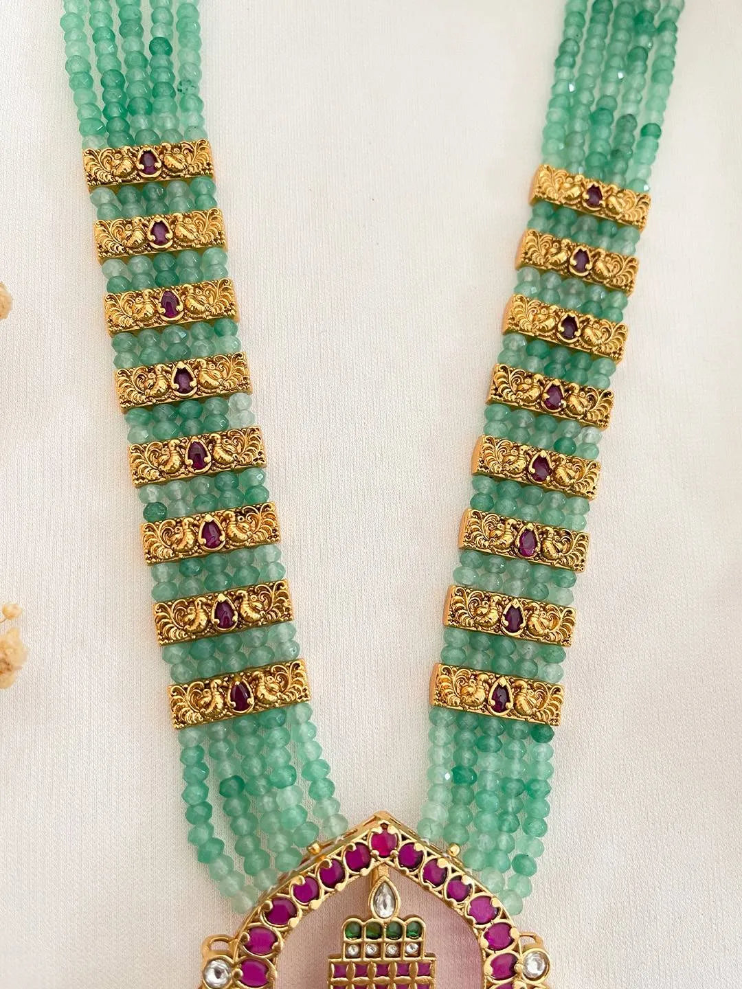 Ishhaara Traditional Contemporary Necklace