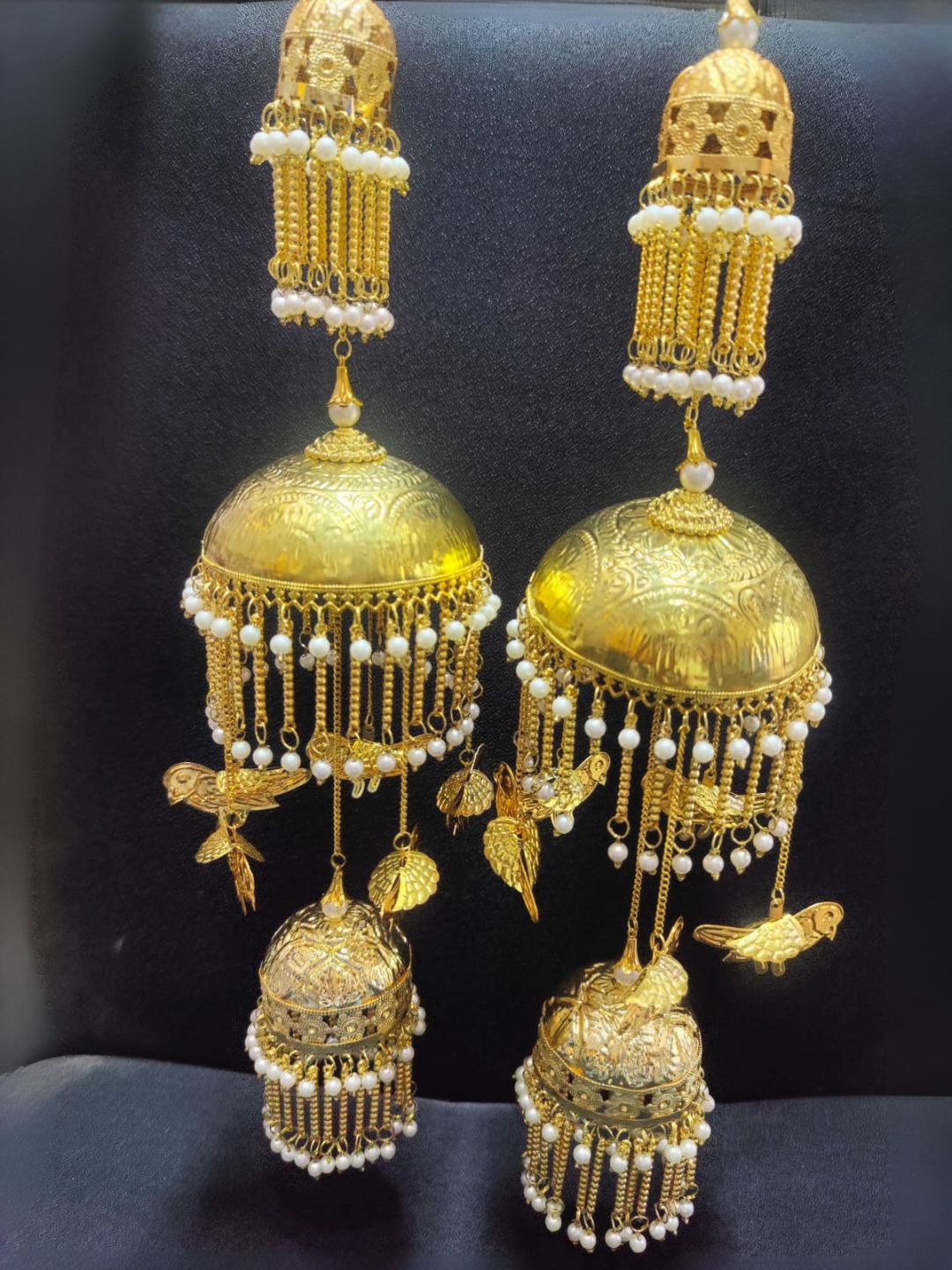 Ishhaara Traditional Dome Studded Kaleera