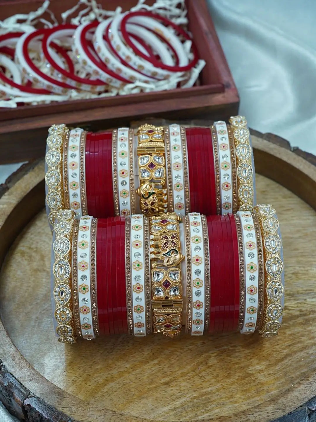 Ishhaara Traditional Elephant Shaped Bridal Chooda