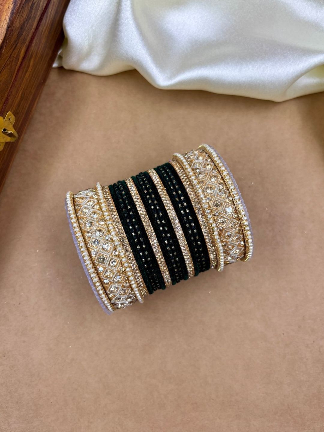 Ishhaara Traditional Fancy Cubic Zirconia Bangles