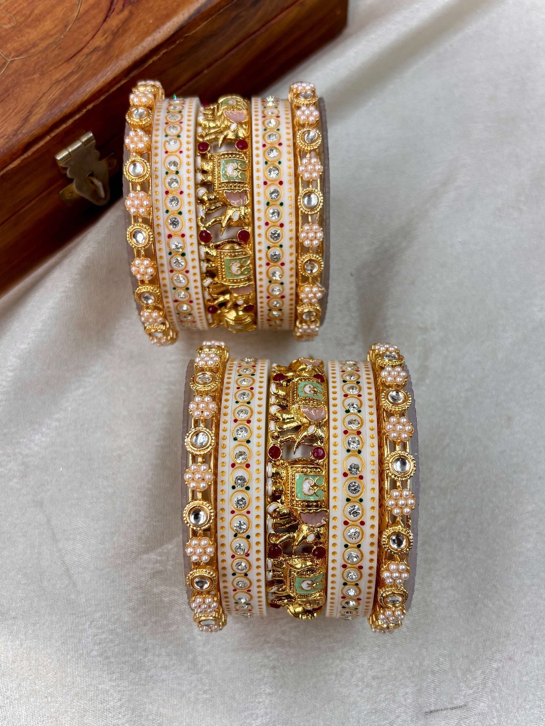 Ishhaara Traditional Indian Kundan Bangles Set CM-HB88 - beautifully crafted bangles with intricate designs and Kundan work - view 6