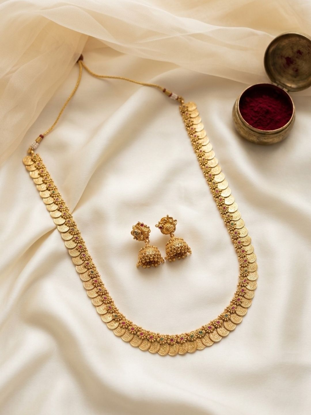 Buy Traditional Kasu Mala Necklace Set Online - Ishhaara