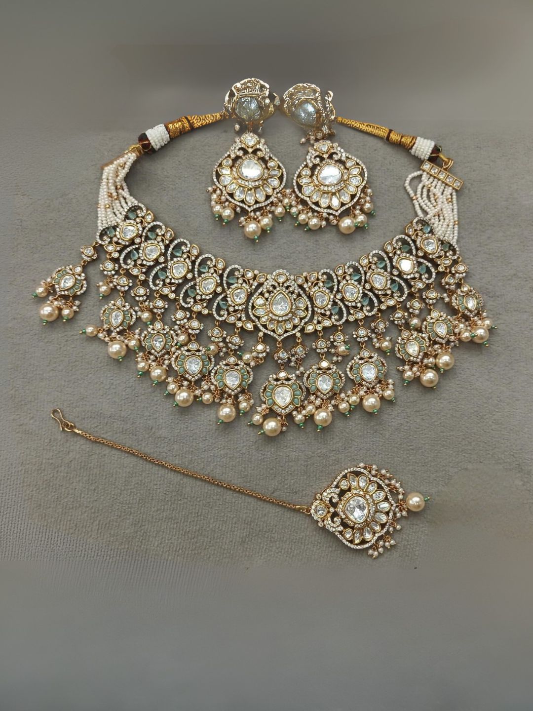 Ishhaara Traditional Kundan Bridal Choker Set