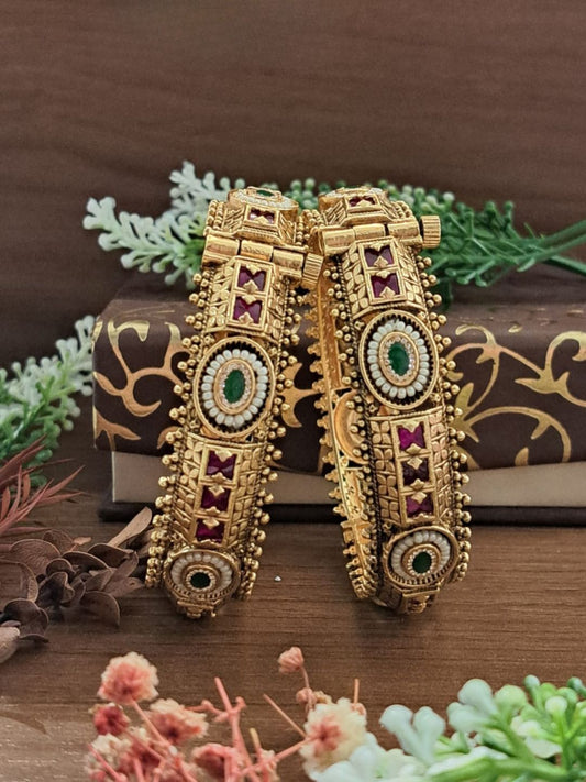 Ishhaara Traditional Meenakari Openable Bangles
