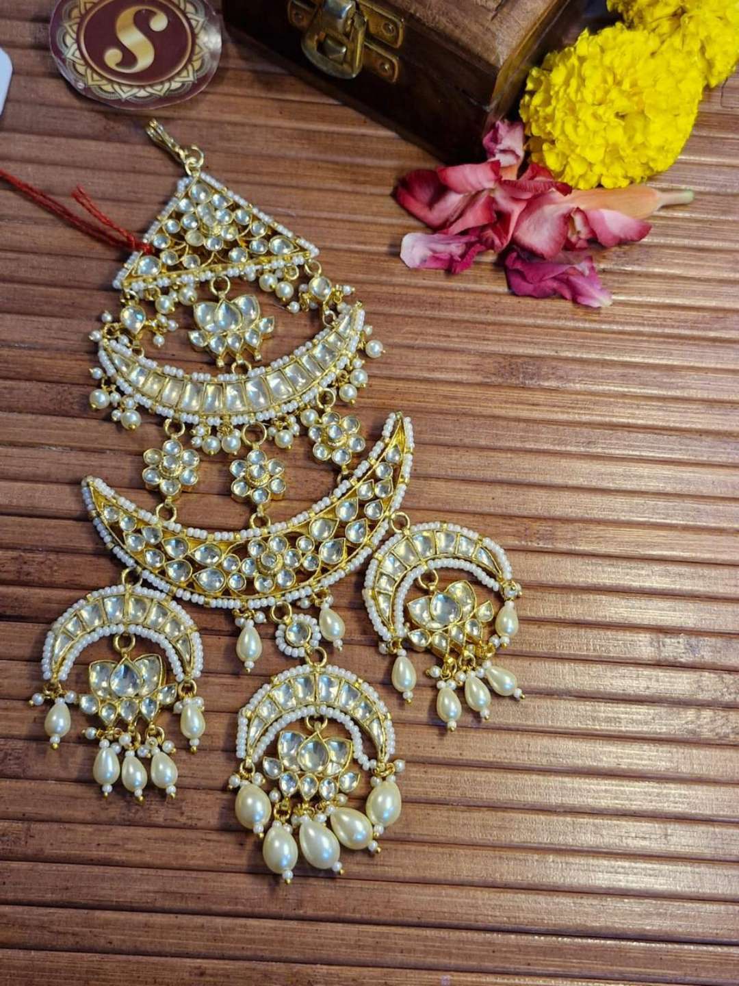 Ishhaara Traditional Pachi Kundan Studded Bridal Pasa