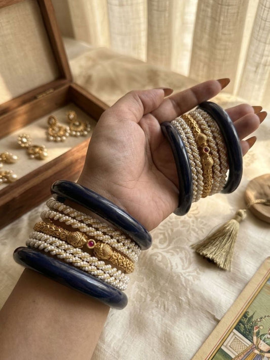 Ishhaara Traditional Pearl Bridal Chooda