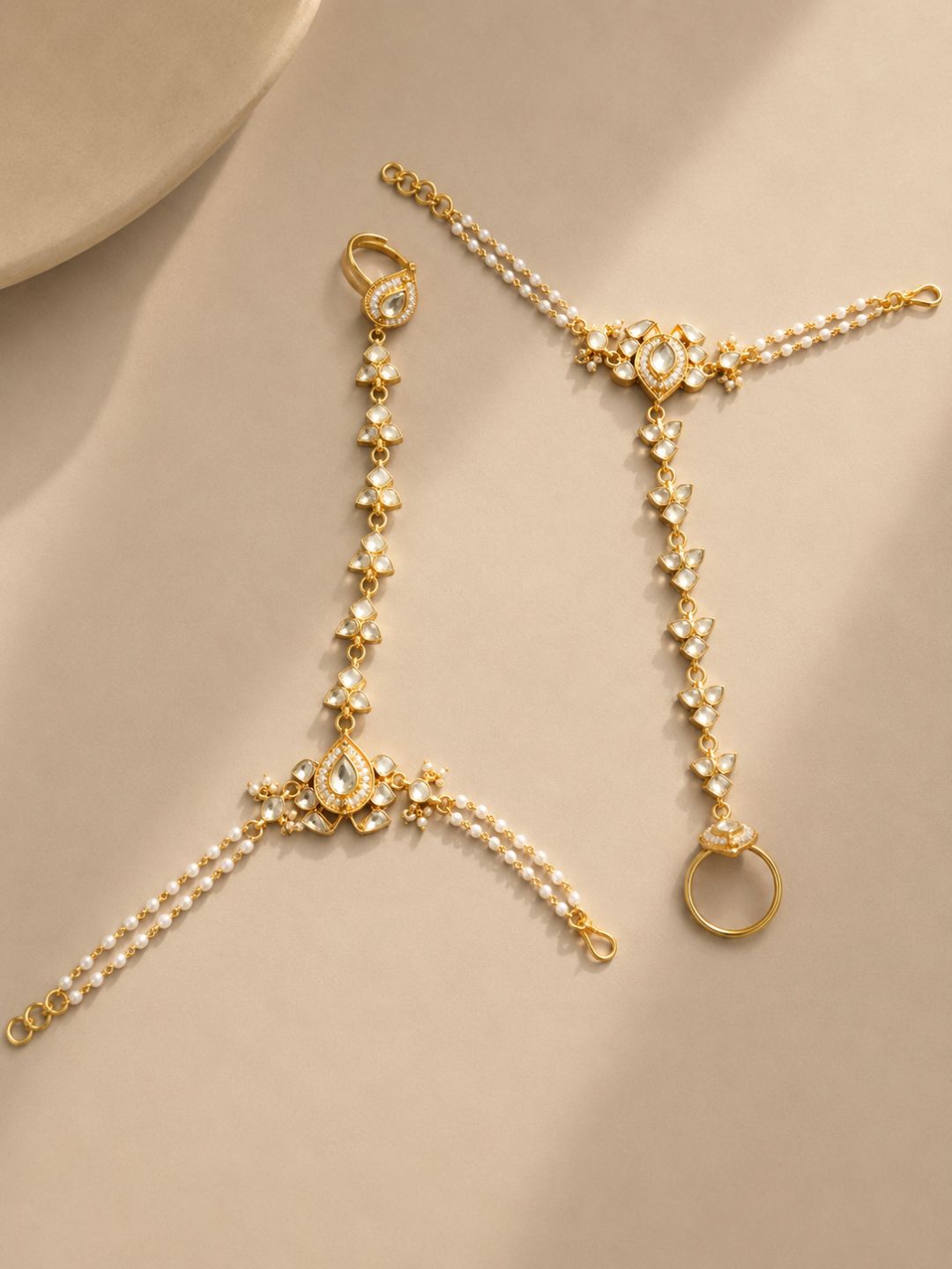 Ishhaara Traditional Pearl Hathphool