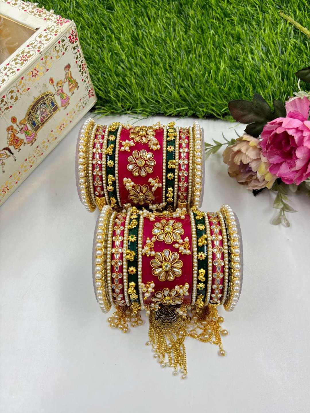 Ishhaara Traditional Red And Green Chooda With Jhumka