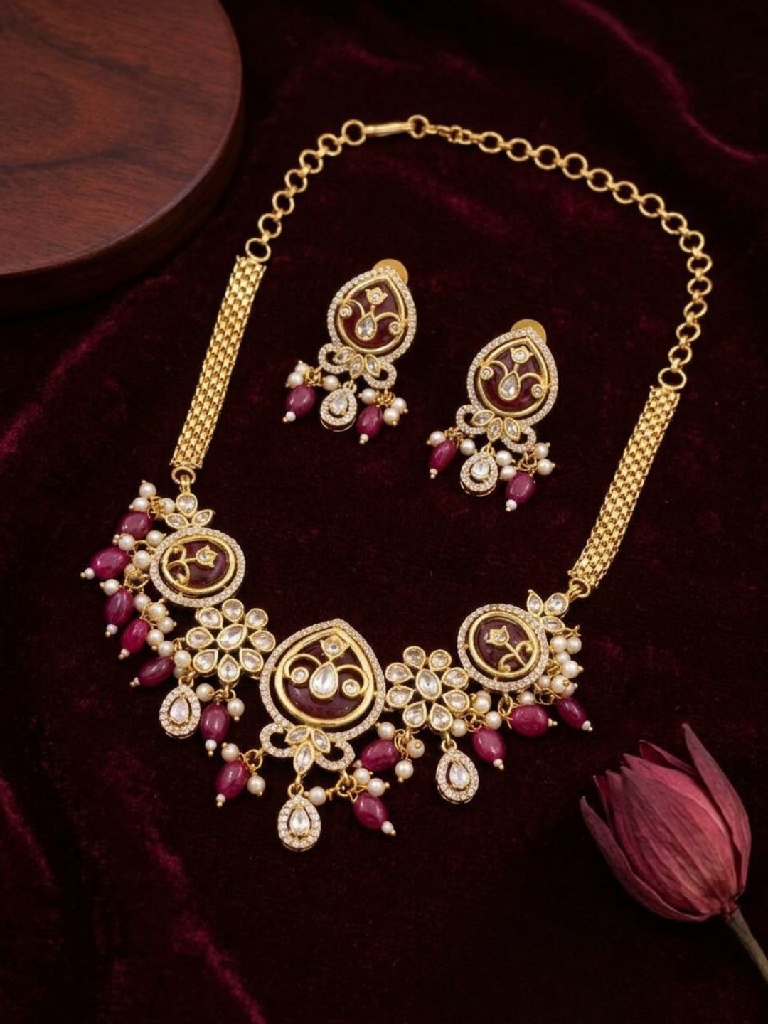 Ishhaara Traditional South Indian Attigai Necklace