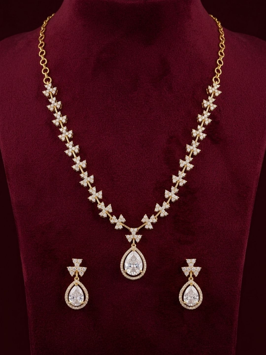Ishhaara Trendy Cz Stone Necklace