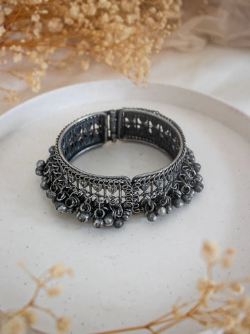 Ishhaara Trendy Silver Ghungroo Cuff Bracelet