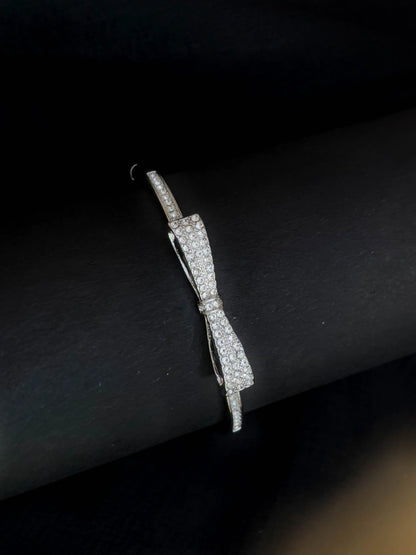 Ishhaara Trendy Stackable Bow Cuff Bangle