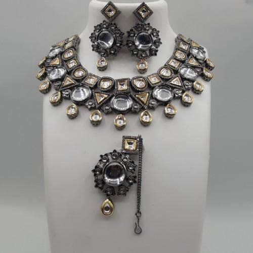 Ishhaara Triangle Dual Tone Necklace Set