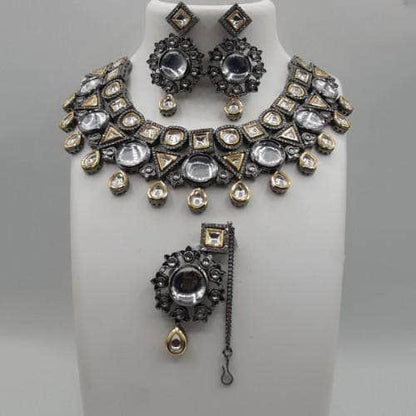Ishhaara Triangle Dual Tone Necklace Set