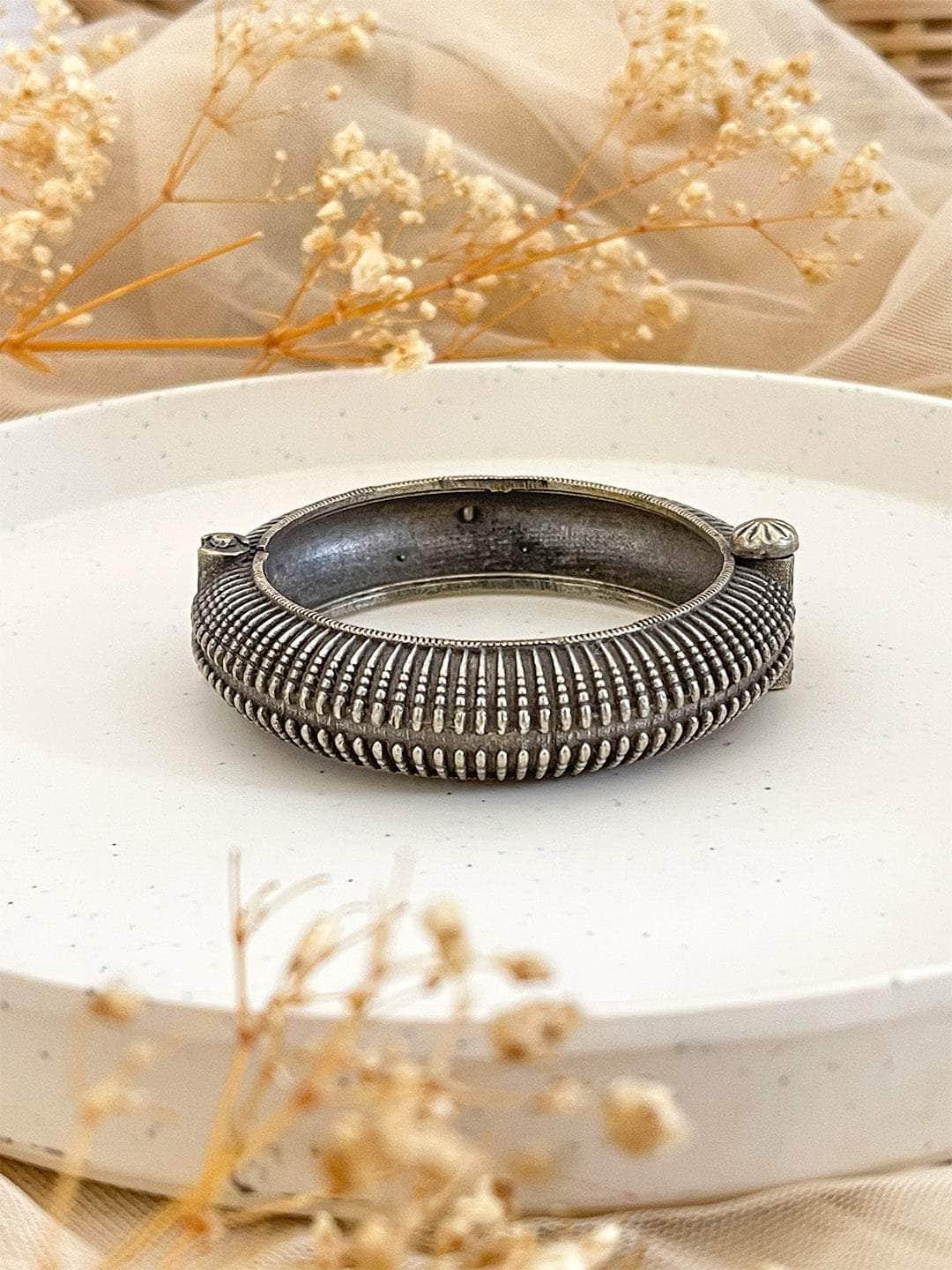 Ishhaara Tribal Brass Cuff